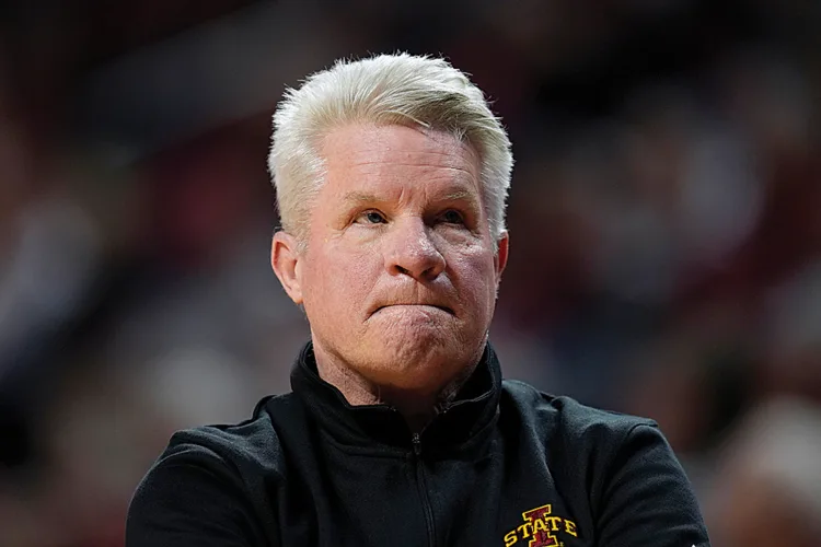 Fennelly says he’ll retire after this season